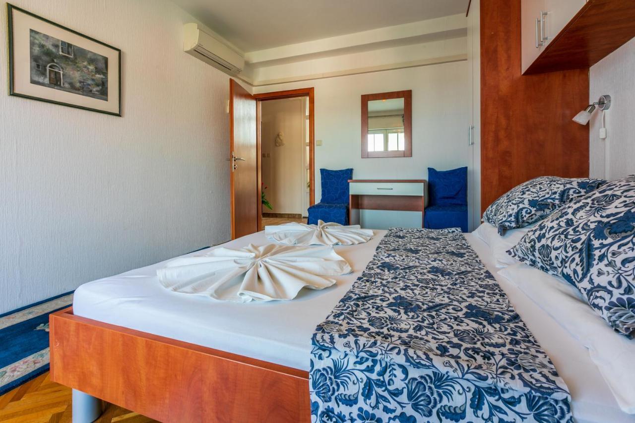 Banjol Apartments Vila Antula מראה חיצוני תמונה