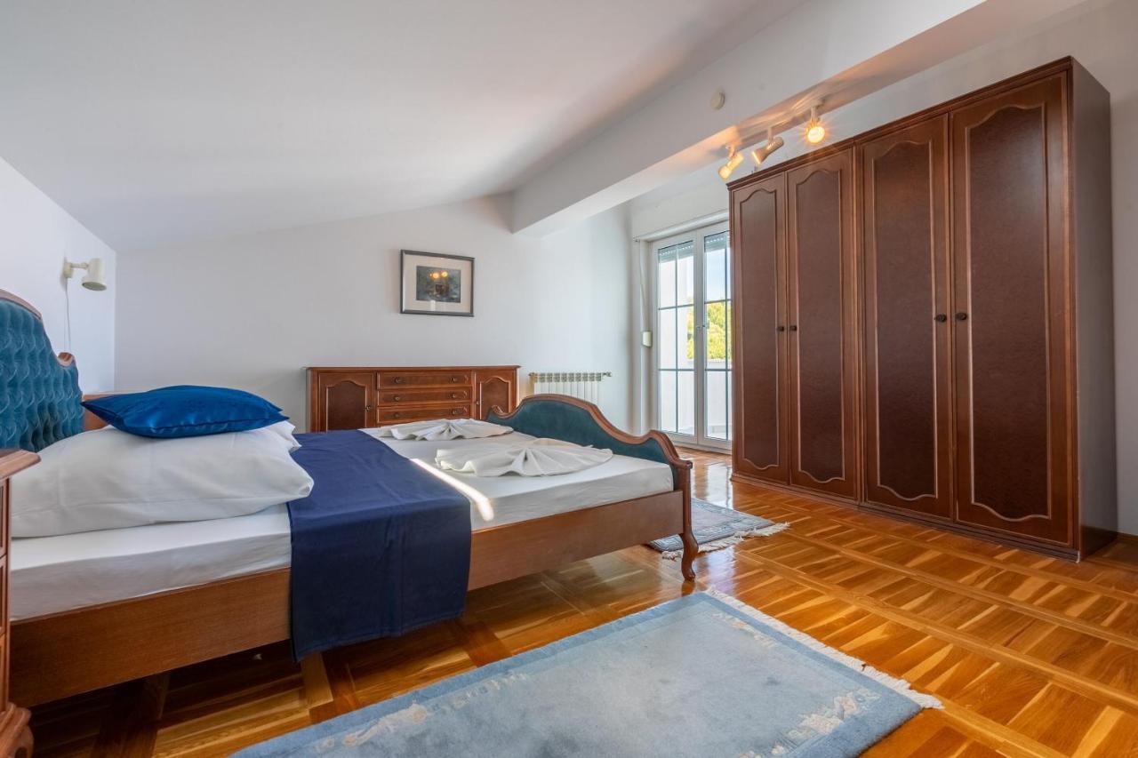 Banjol Apartments Vila Antula מראה חיצוני תמונה