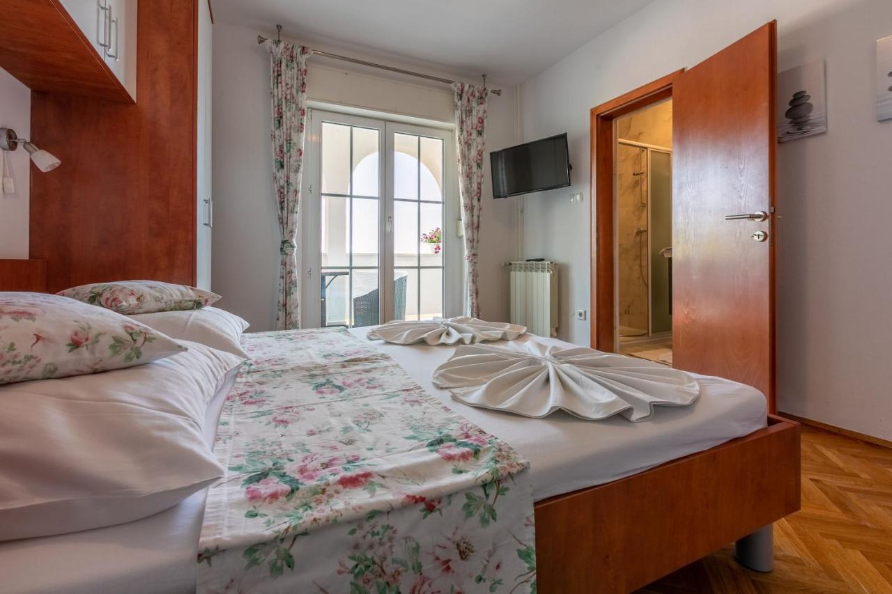 Banjol Apartments Vila Antula מראה חיצוני תמונה