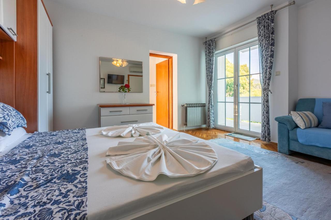 Banjol Apartments Vila Antula מראה חיצוני תמונה